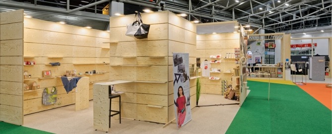 Raumkonzept IHK 2019, Stellwände, Ausstellungswände, Verkehrsflächen Teppich