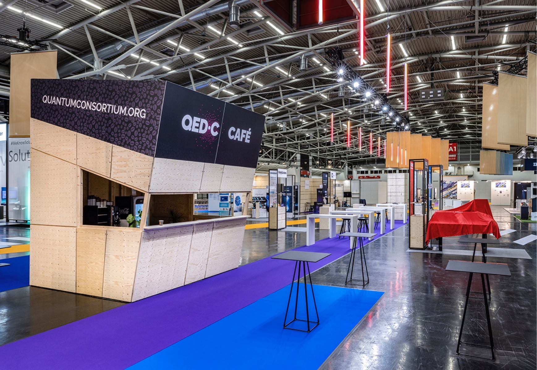 Raumkonzept Laser World of Photonics 2023, Tiny Coffee House, Stehtische